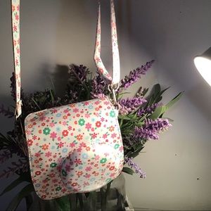 INSTAX MINI CAMERA HOLDER